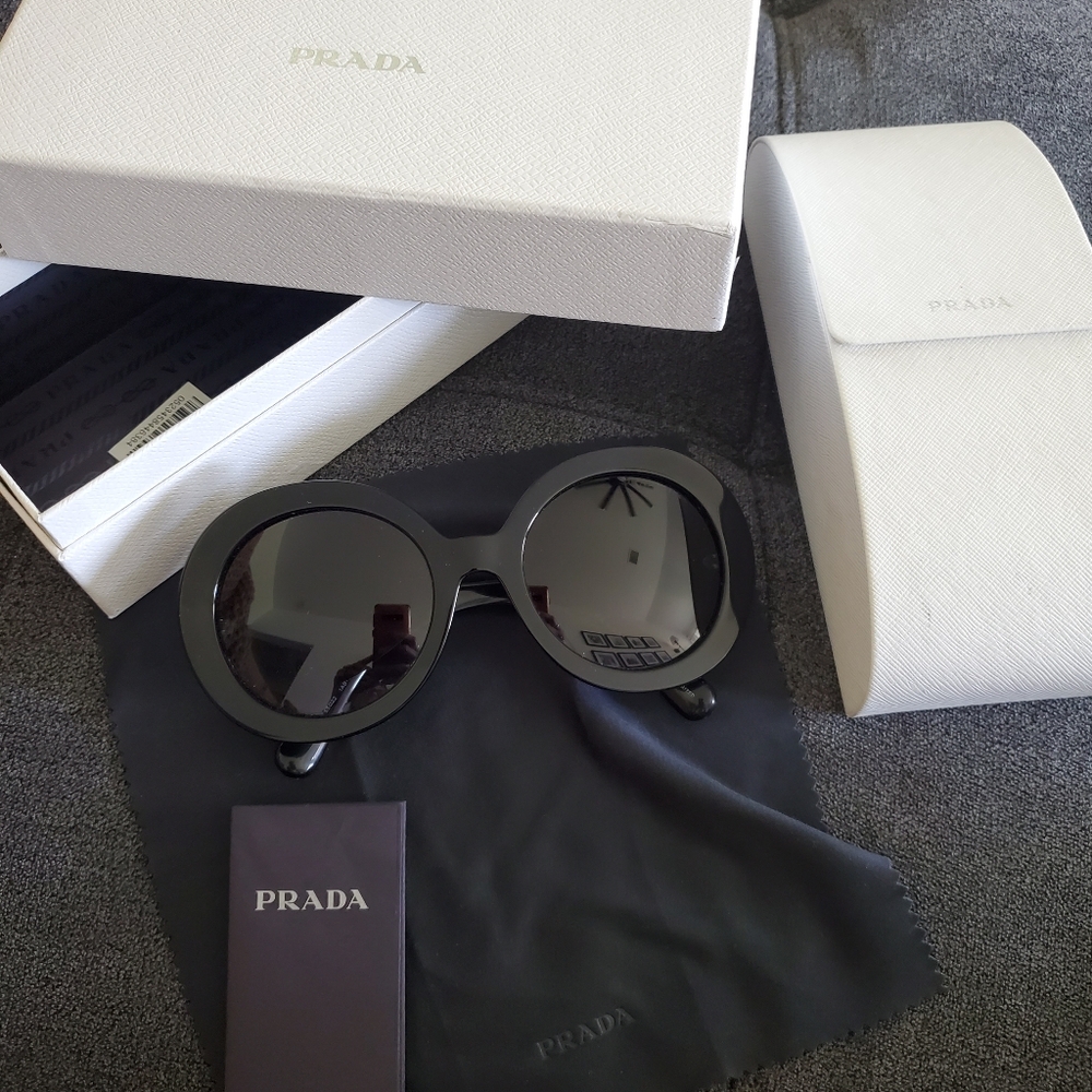 Prada Black Round Sunglasses